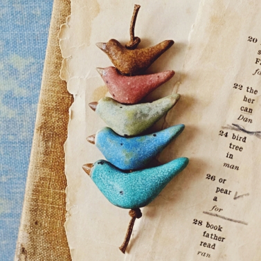 stacked bird beads 