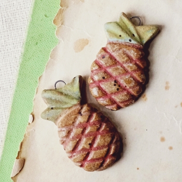 Funky Pineapples 