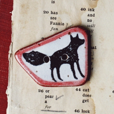 red fox button 