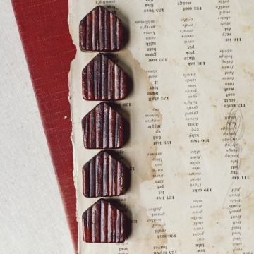 weathered barn beads 