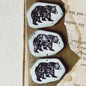evergreen bear buttons 
